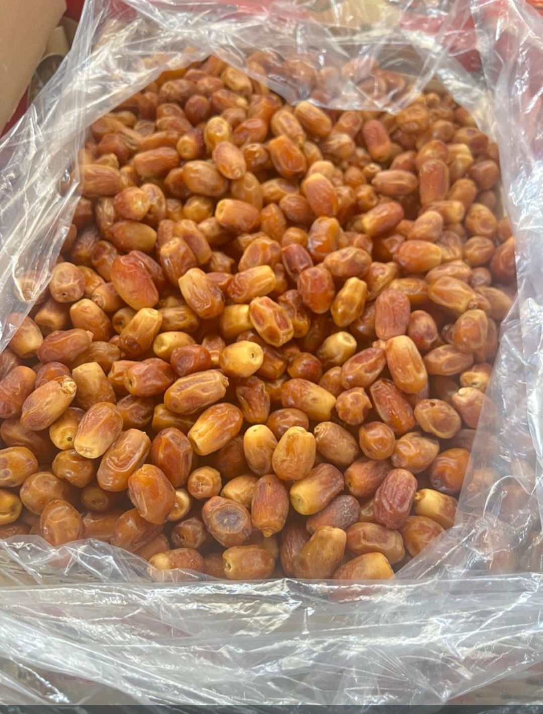 خرید خرمای زاهدی  گوشتی بازار داخلی