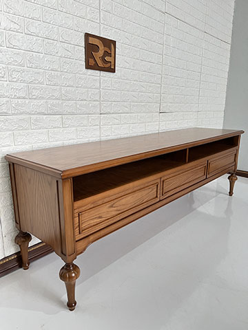 تصویر 2 از میز تلویزیون سلطنتی شیک ساخته شده از چوب مرغوب