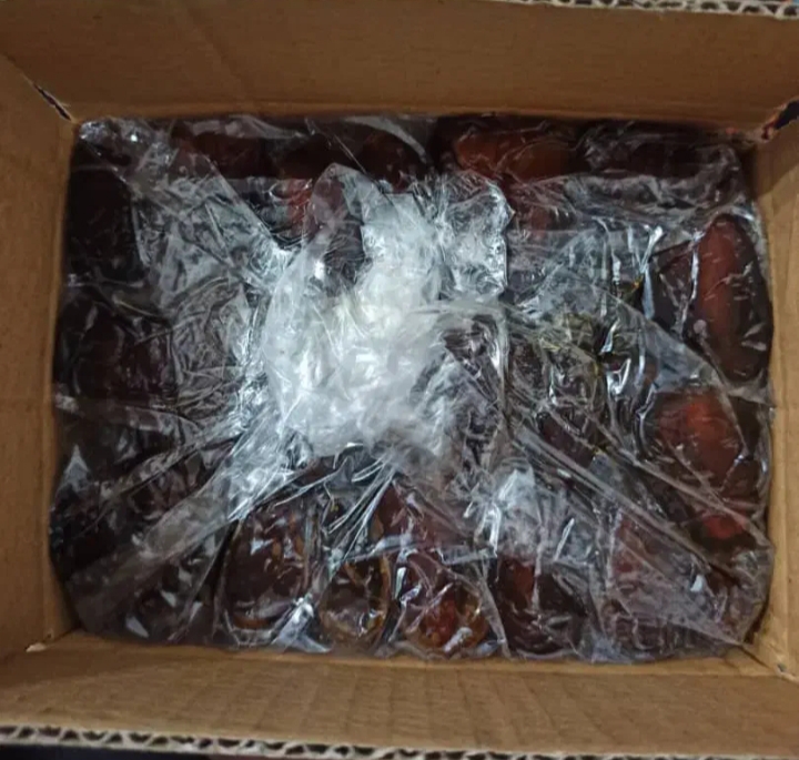 فروش خرما کبکاب کارتن ۱۷۵۰ گرمی درجه یک