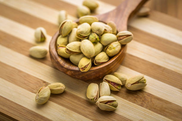 قیمت پسته خندان اکبری با کیفیت ارزان + خرید ویژه و عمده