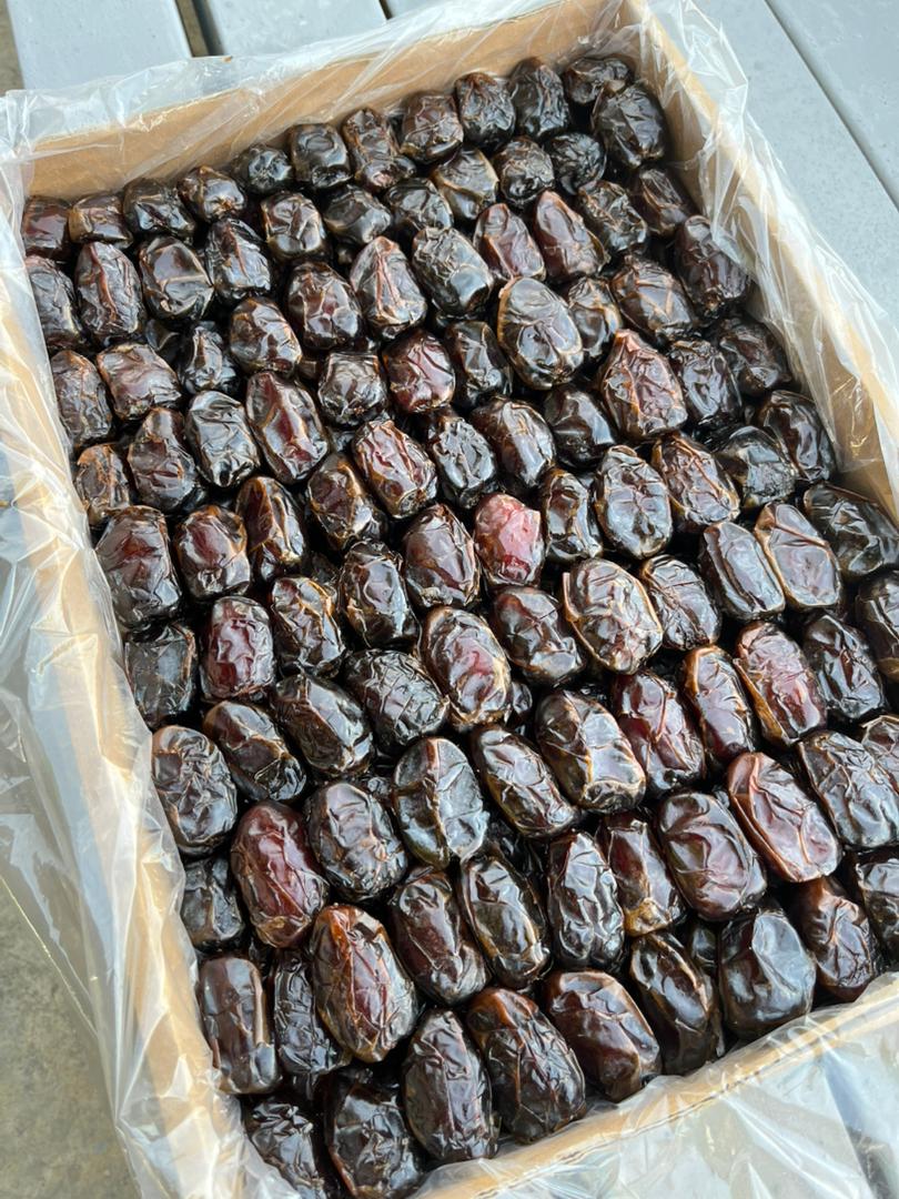 خرما کبکاب درجه یک کارتن ۱۰ کیلویی فروش عمده