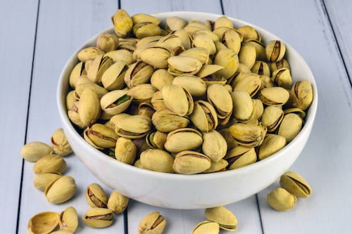 خرید به صرفه پسته تازه روز دامغان + شرایط استثنایی
