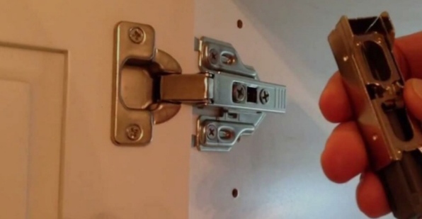 خرید انواع لولا آرام بند کابینت ام دی اف