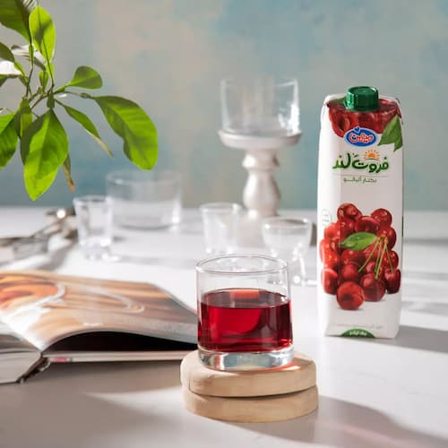خرید و فروش آبمیوه پاکتی آلبالو فروت لند