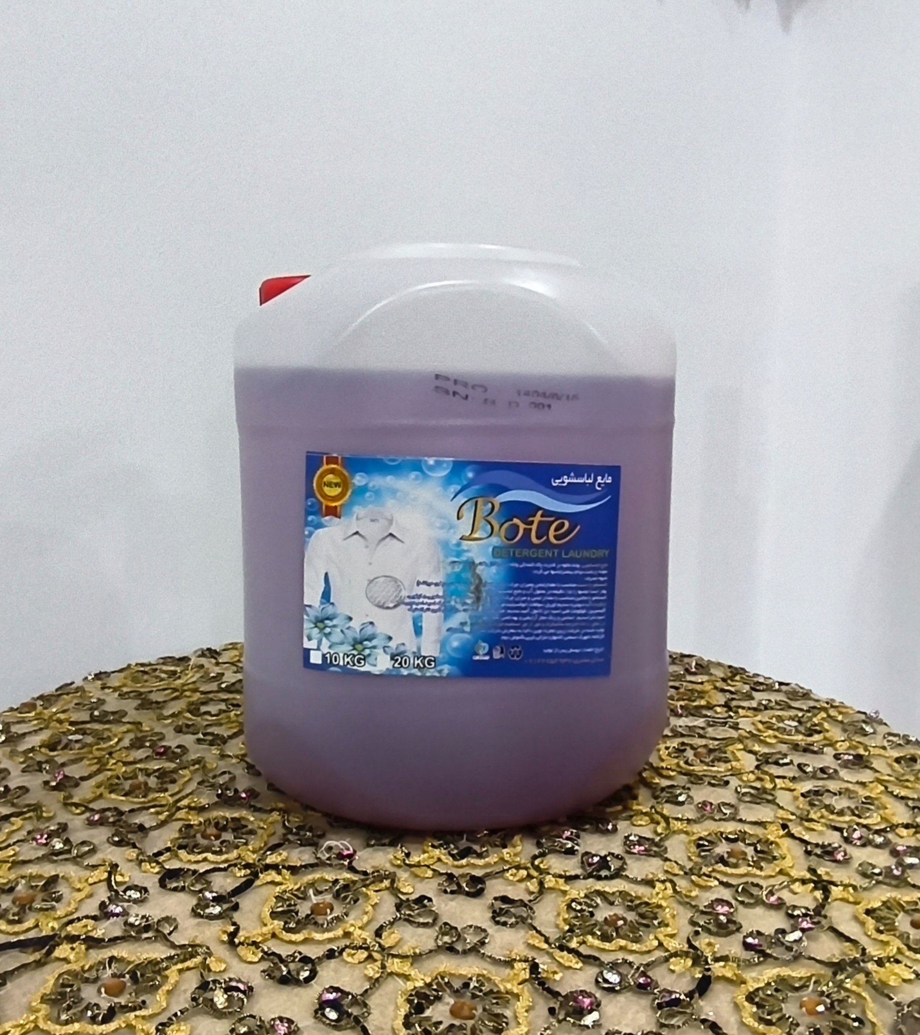 پخش و فروش عمده مایع لباسشویی ۱۰ لیتری