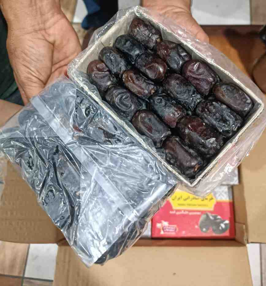 قیمت خرما‌ مضافتی صادراتی‌ عنبر‌آباد‌ + فروش‌ عمده