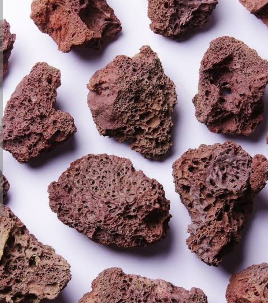 تصویر 1 از قیمت پوکه معدنی و صنعتی عوامل مؤثر و راهنمای خرید + فروش ویژه ارسال به سراسر کشور