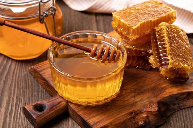 خرید و قیمت عسل طبیعی + فروش عمده