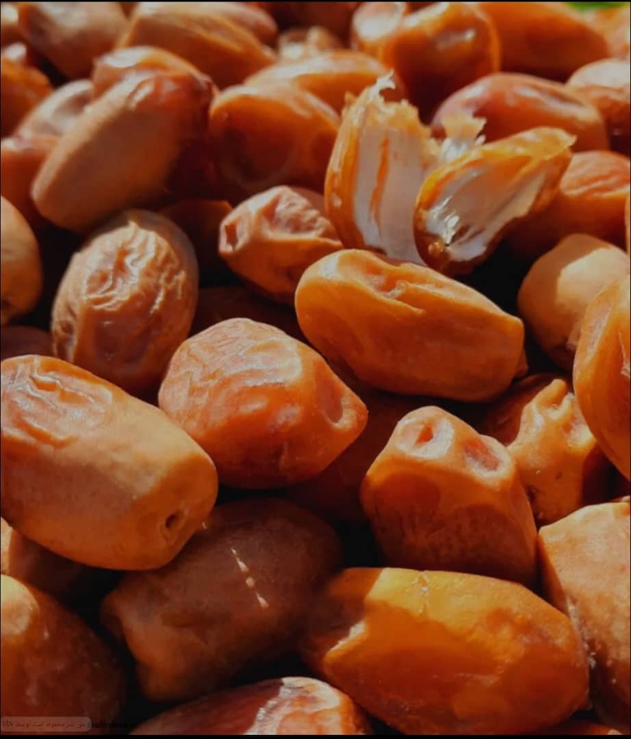 تصویر 3 از خرما زاهدی شیراز انتخابی ایده‌ آل برای پذیرایی