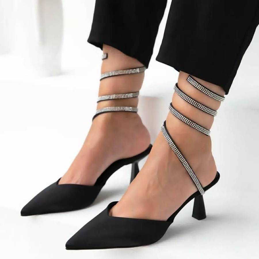 خرید باور نکردنی کفش پاشنه بلند