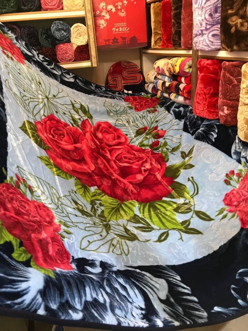 خرید پتو نرمین گلدار