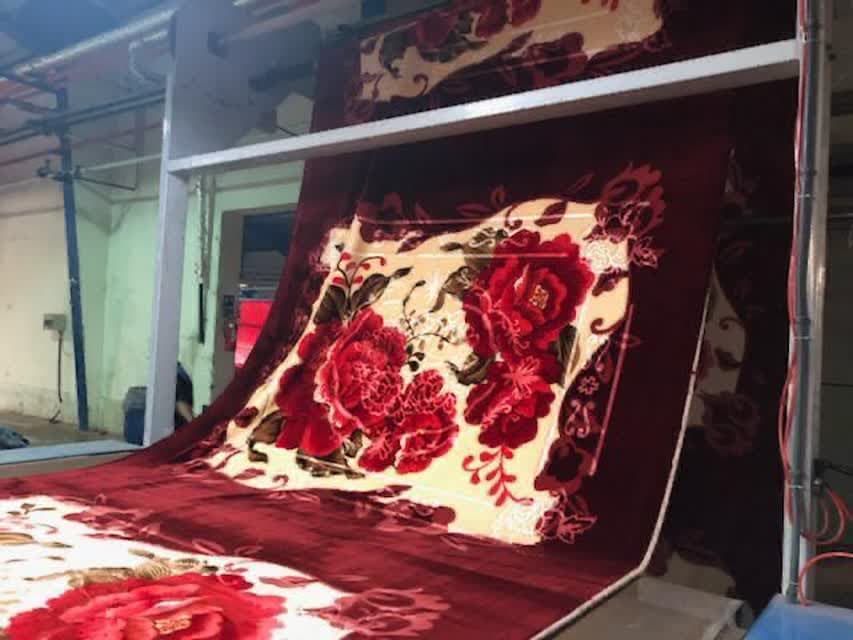 فروش پتو پارمیس گلدار