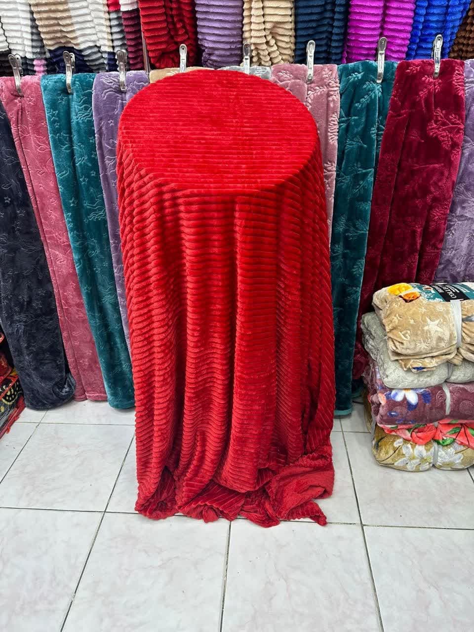 پتو کلاسیک کرکره‌ ای سارینا