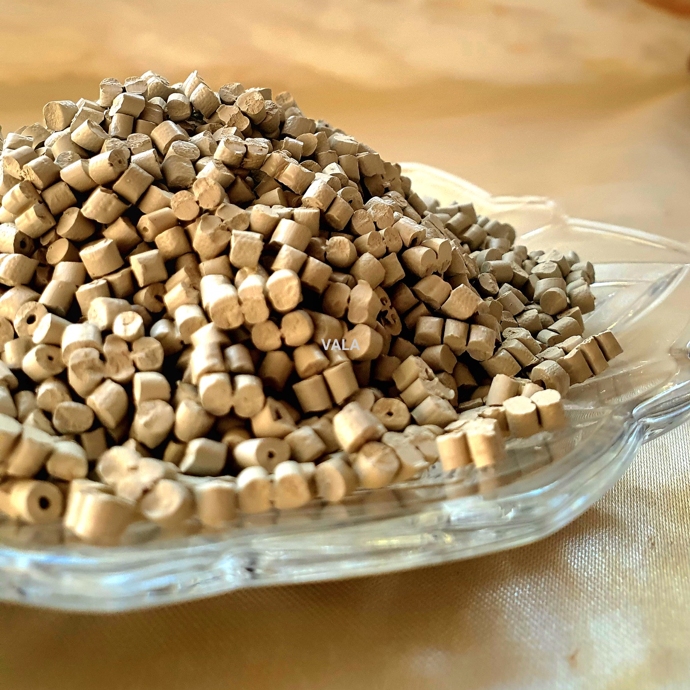 فروش ویژه مستربچ رنگی عاجی درجه 1