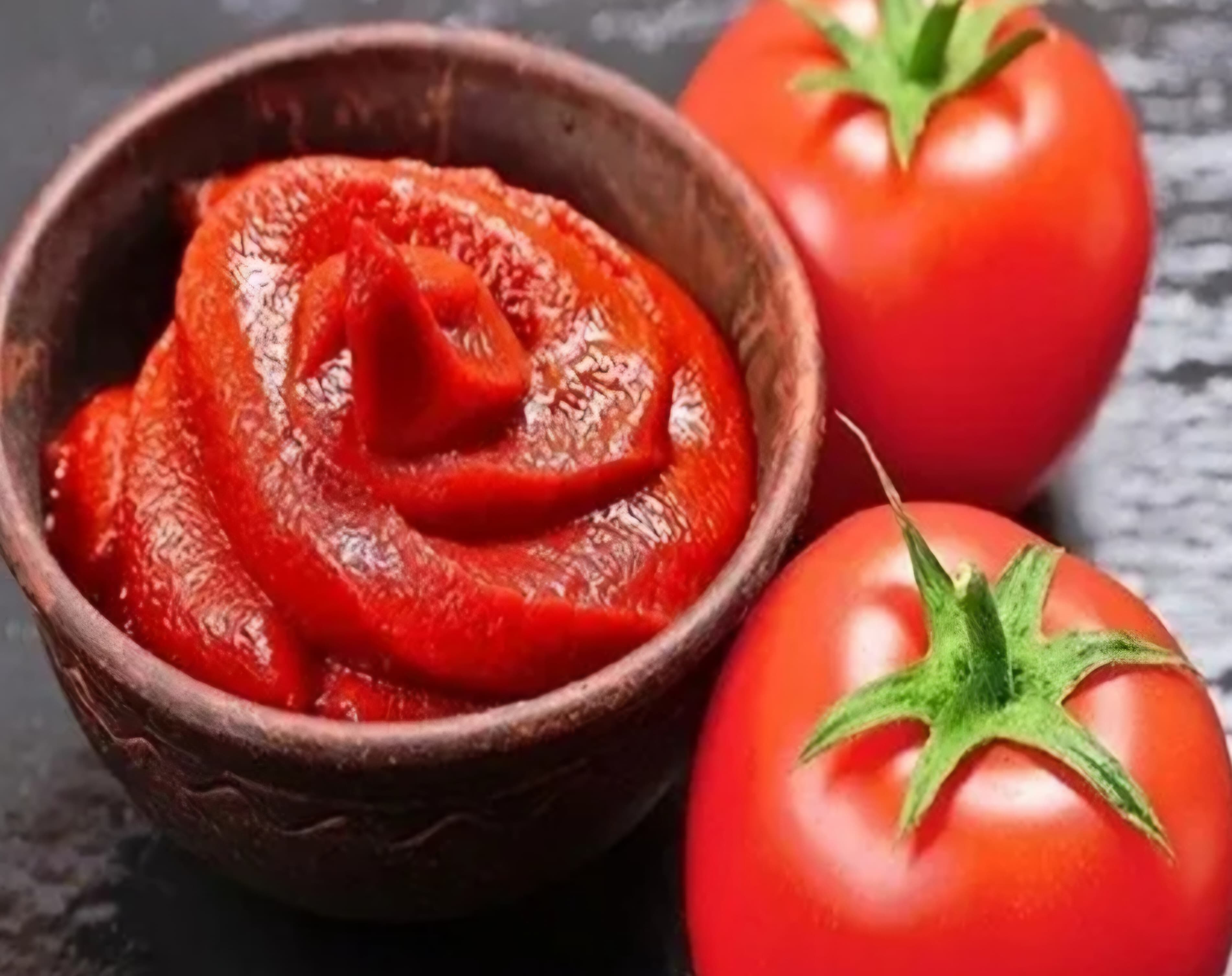 قیمت و نحوه سفارش + رب گوجه بانکه ۱۳۰۰ گرمی