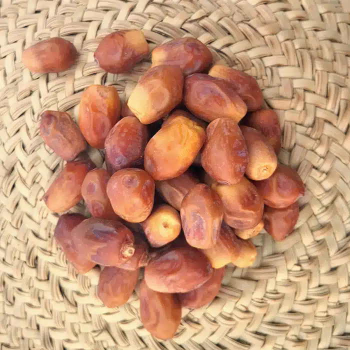 قیمت خرید خرما زاهدی درجه یک + فروش ویژه