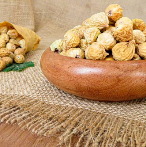 انجیر خشک رنگ روشن