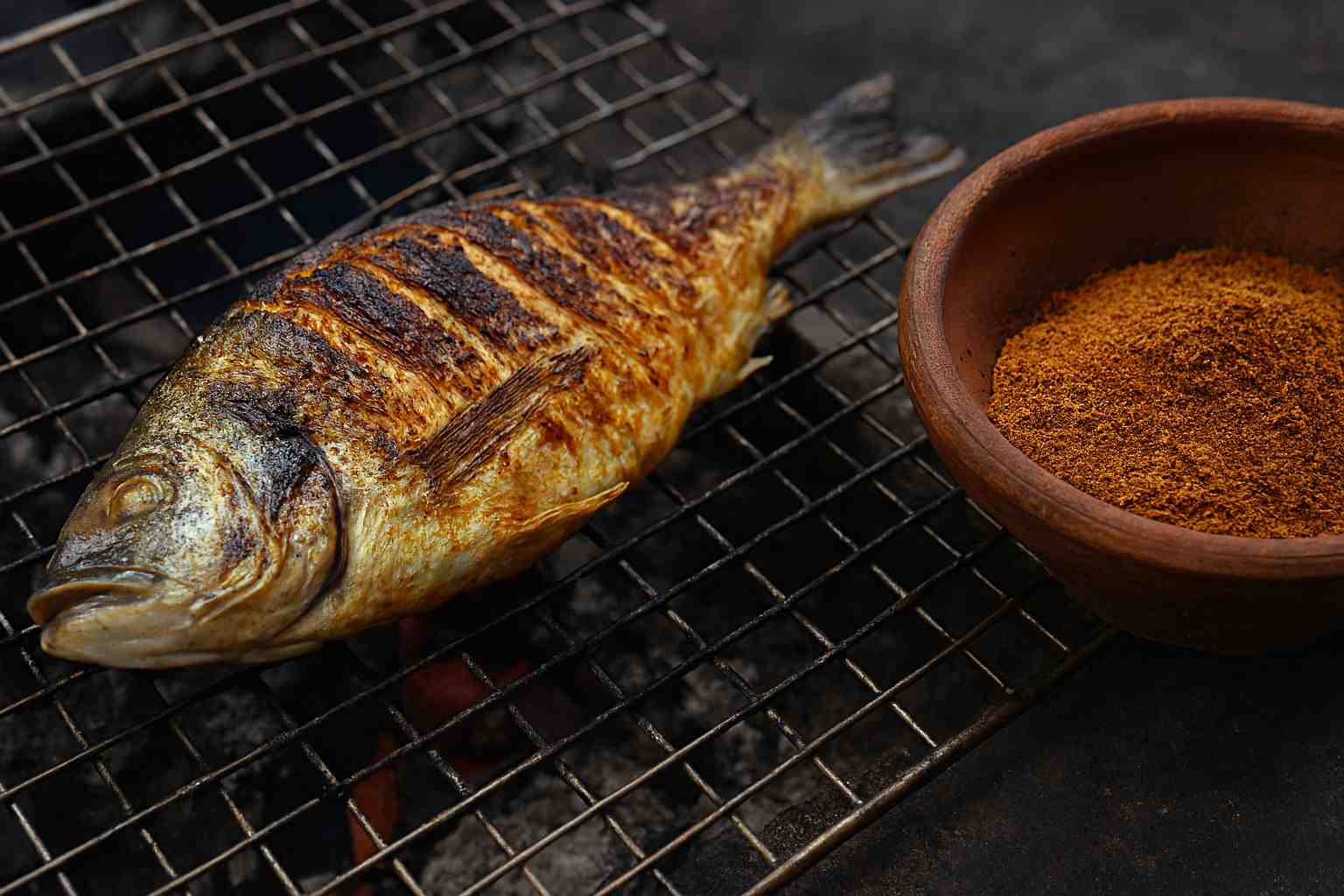 فروش مستقیم و عمده ادویه ماهی + قیمت ویژه