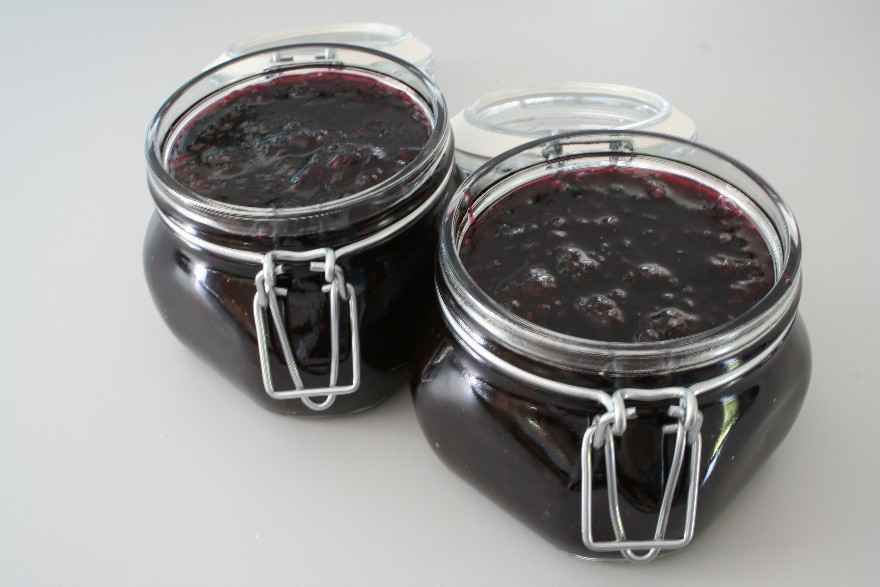 خرید و قیمت مربا شاه توت شیشه ای به قیمت کارخانه + فروش عمده