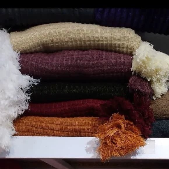 فروشگاه ارزان‌ ترین پتو شال مبل پادینا + قیمت استثنایی