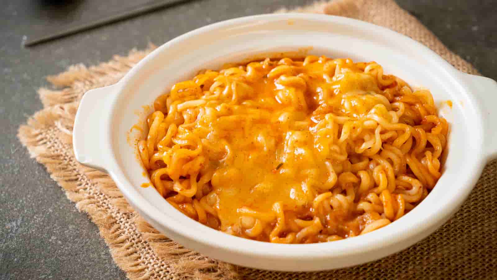 قیمت خرید نودل با طعم کاربونارا رز با فروش عمده