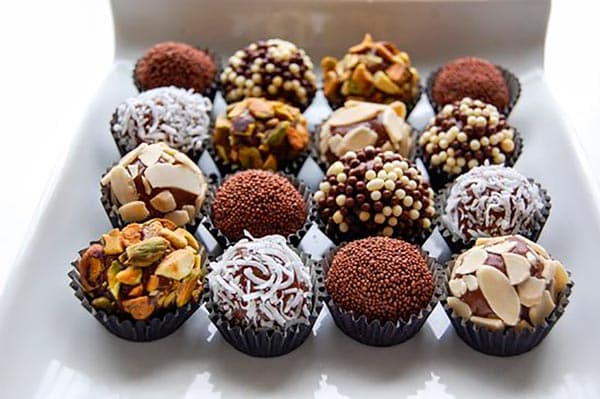 قیمت انواع ترافل خرما + فروش ویژه