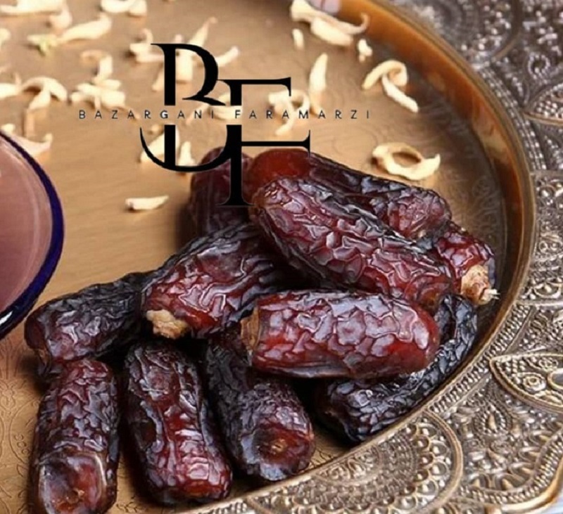 خرید مستقیم خرمای پیارم میناب از نخلستان