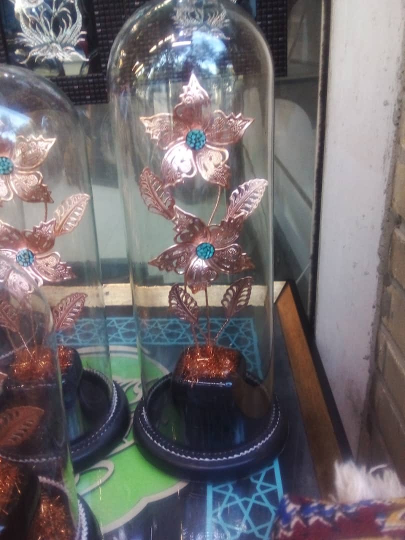 فروش گل مسی با سنگ فیروزه در مرکز گل
