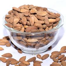 خرید آنلاین بادام مامایی چهارمحال + صادراتی با مغز درشت و روغن بالا