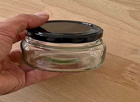خرید و قیمت جار شیشه ای درب مشکی + فروش عمده