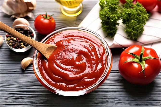 پخش عمده انواع رب گوجه فرنگی صادراتی