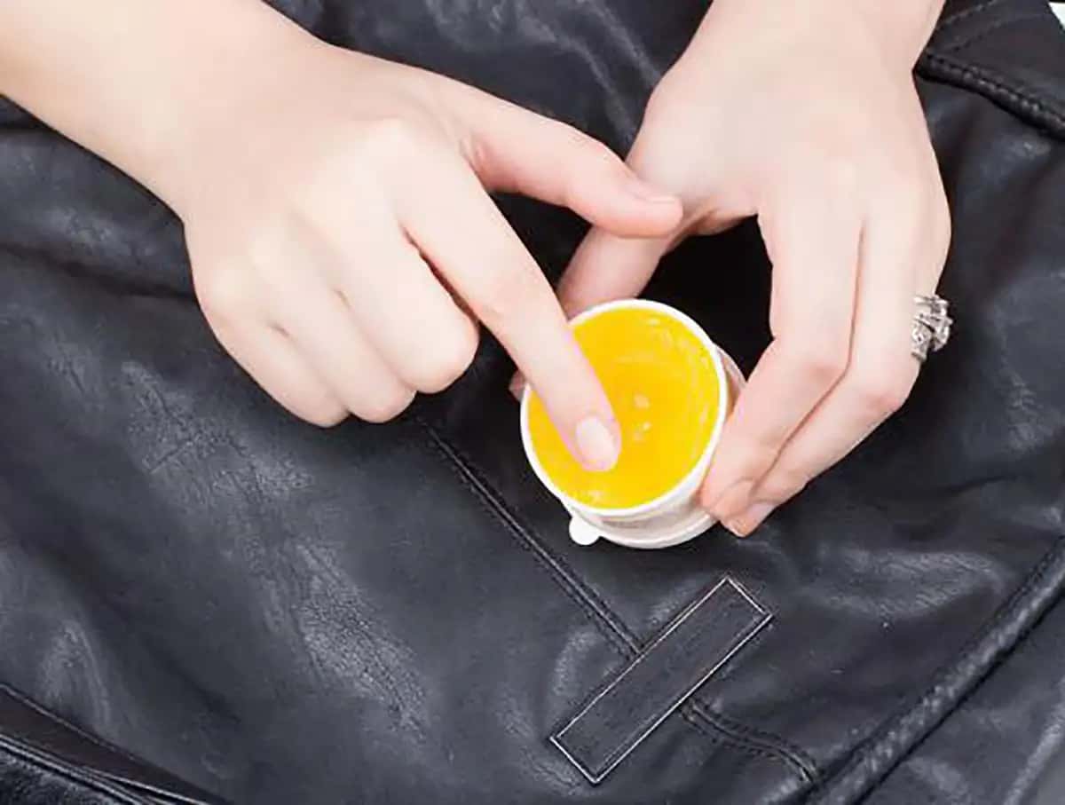 تصویر 4 از خرید واکس چرم + قیمت فروش استثنایی