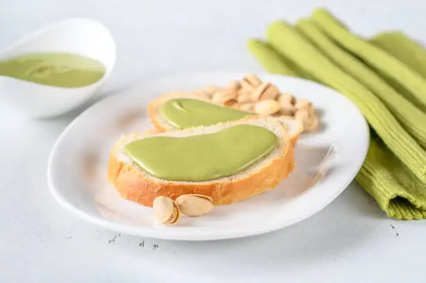 تصویر 3 از خرید و قیمت کره پسته تازه + فروش عمده