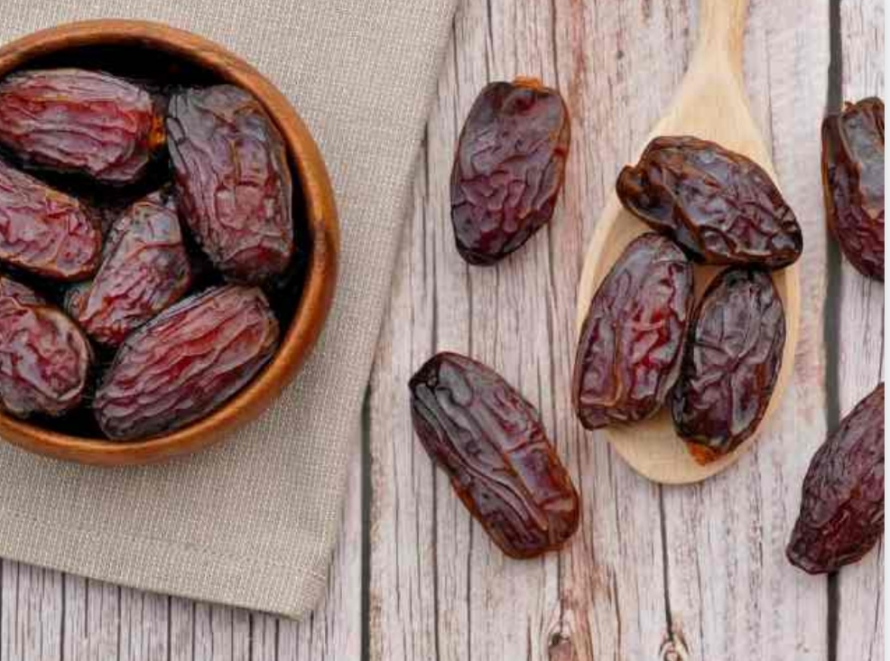 خرید و فروش خرما پیارم بم درجه یک با تخفیف