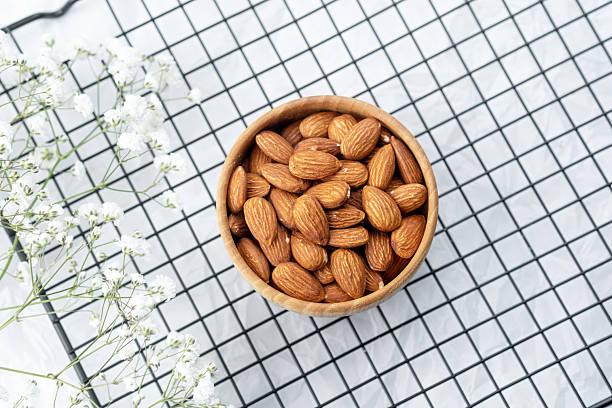 خرید عمده بادام + خرید استثنائی