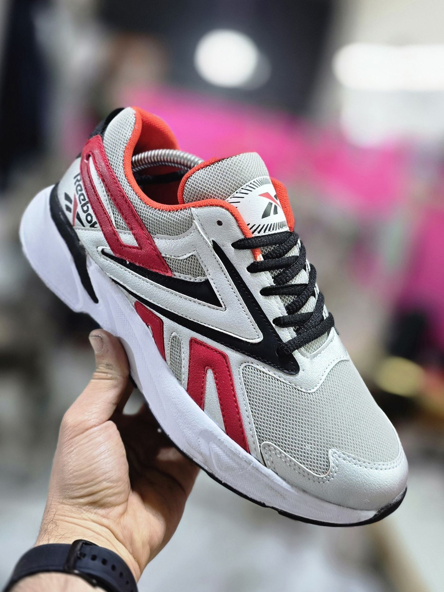 کفش ورزشی ریبوک