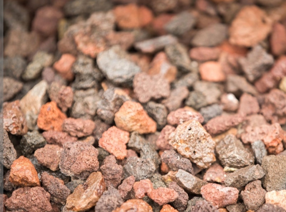 خرید پوکه معدنی به شهرستان‌ ها + قیمت عمده و هزینه حمل ارسال به سراسر کشور