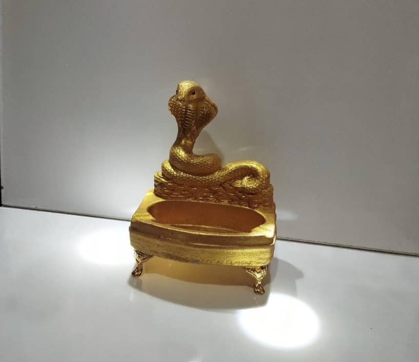 تصویر 5 از فروش جا سیگاری با سنگ مصنوعی شکل مار کبری