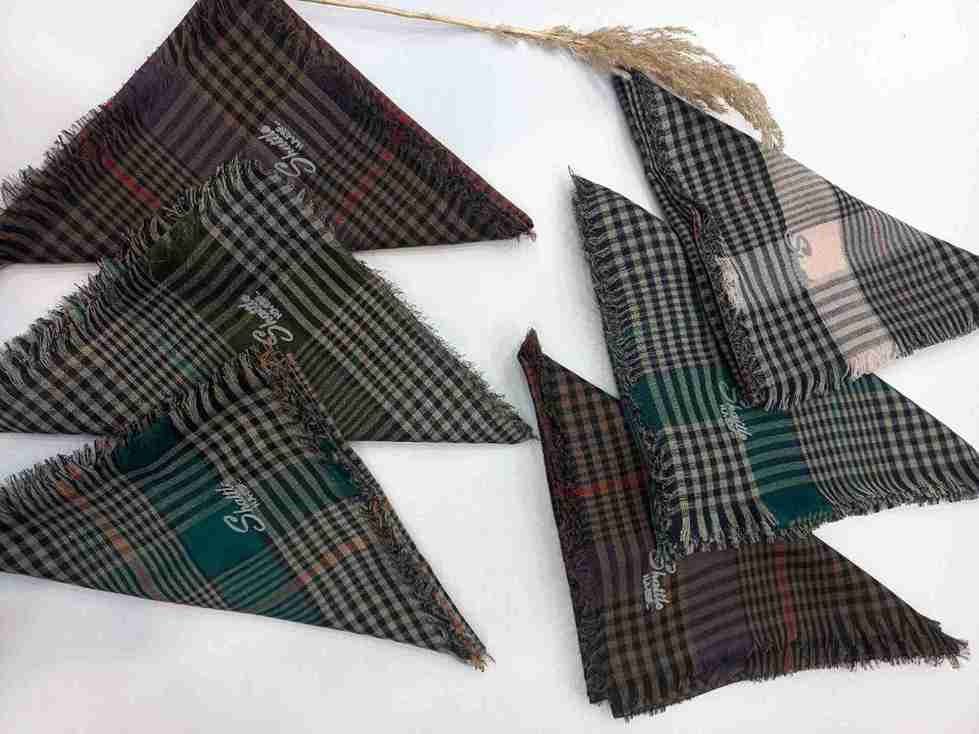 قیمت خرید روسری نخی پاییزه + فروش ویژه