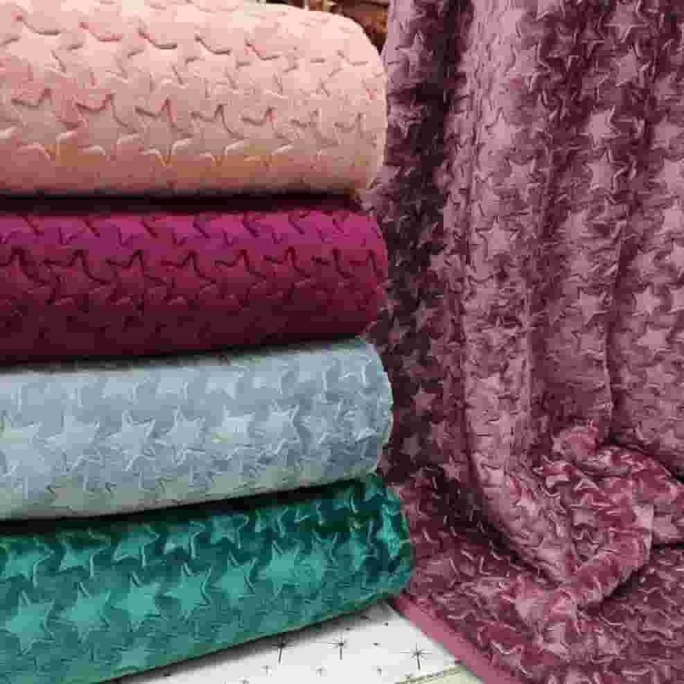 تصویر 2 از پتو های گلبافت یک نفره بسیار نرم و لطیف و زیبا با کیفیت عالی مناسب برای استفاده در منازل و سازمان ها و هتل ها