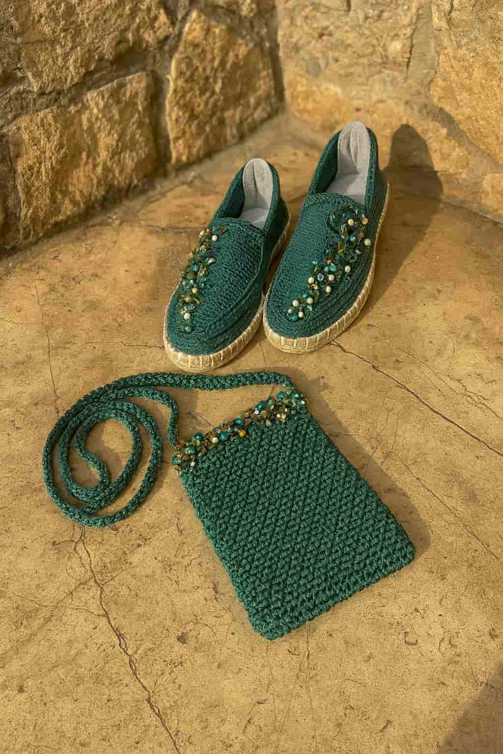 ست گیوه و کیف دست بافت زنانه