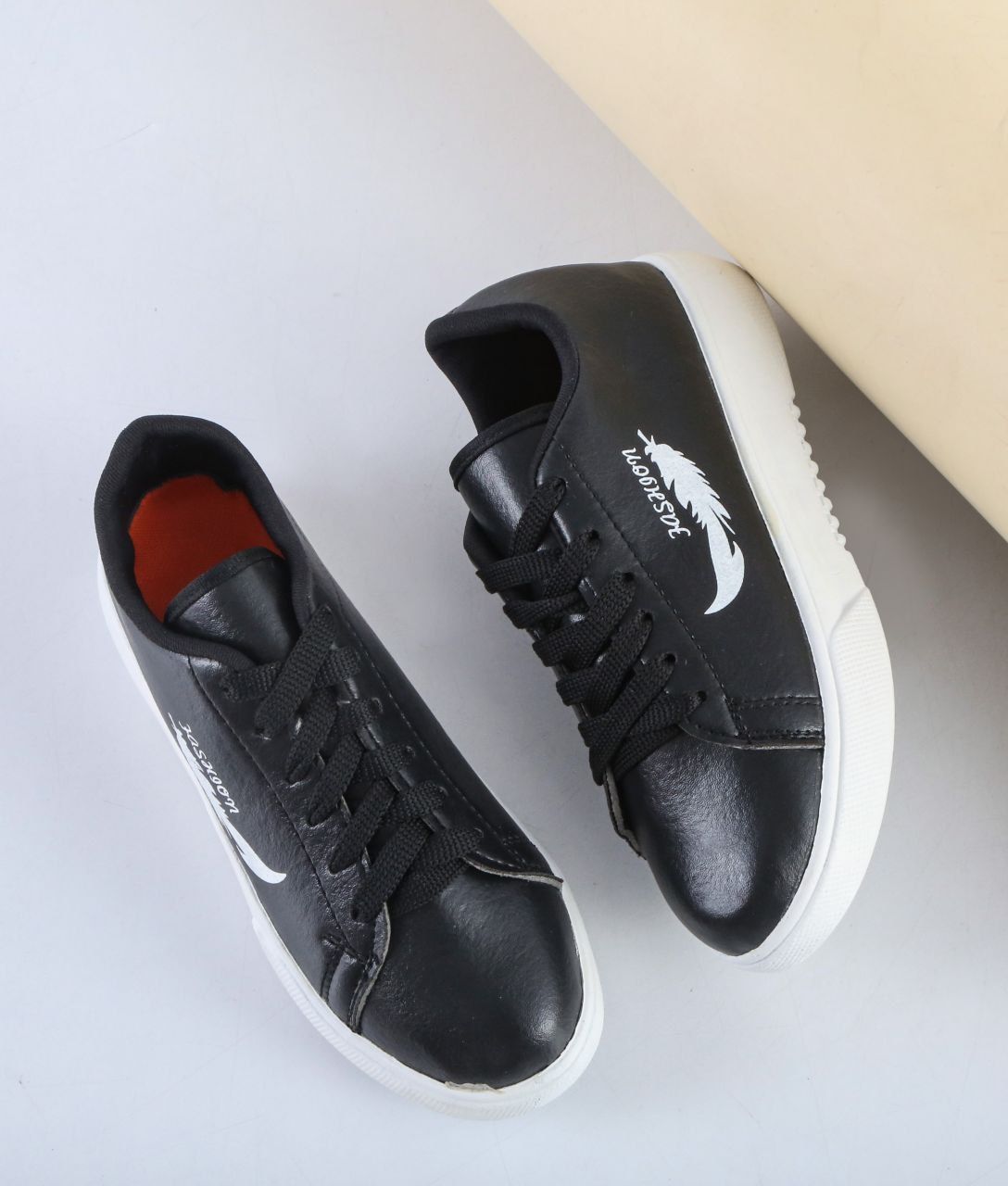 کفش ونس پر زنانه + قیمت ویژه