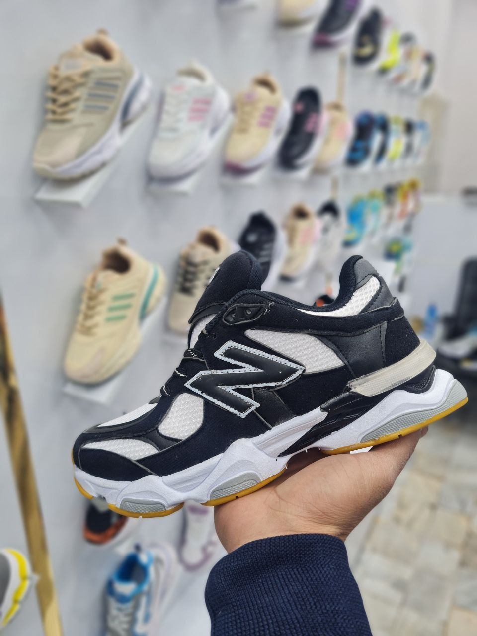 کفش نیوبالانس 9060 مردانه + خرید ویژه