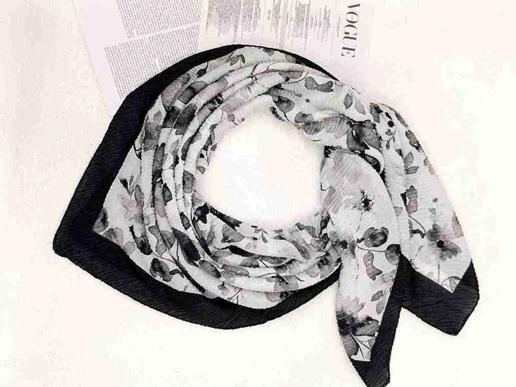 فروش روسری پاییزه طرح دار + قیمت خرید به صرفه