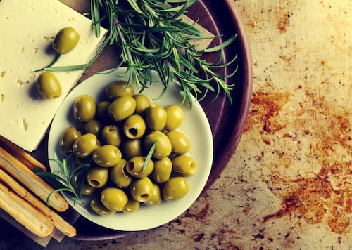 قیمت خرید زیتون کامروز عمده به صرفه و ارزان