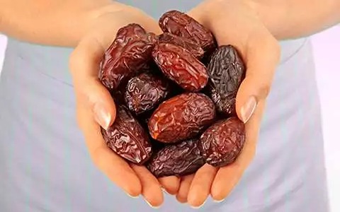 تصویر 3 از خرید خرما برحی خشک + فروش عمده