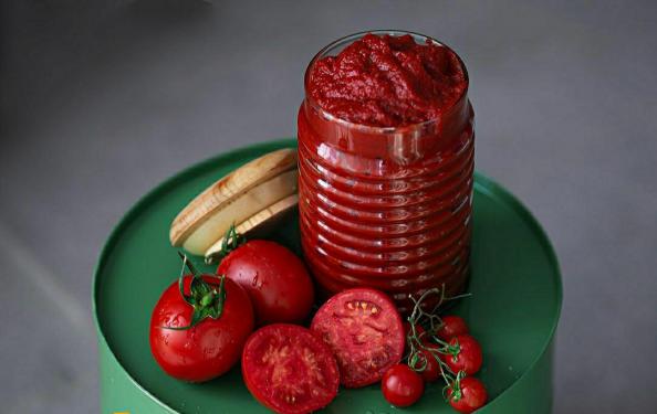 قیمت خرید رب گوجه فرنگی کارخانه ای با فروش عمده