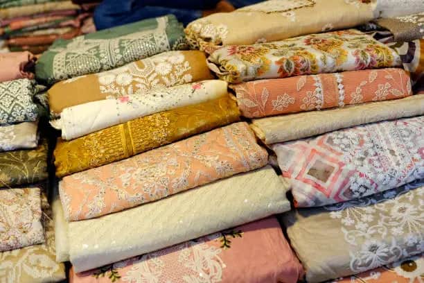خرید پارچه های ملحفه ای ساجی بروجرد و قیمت فروش استثنایی