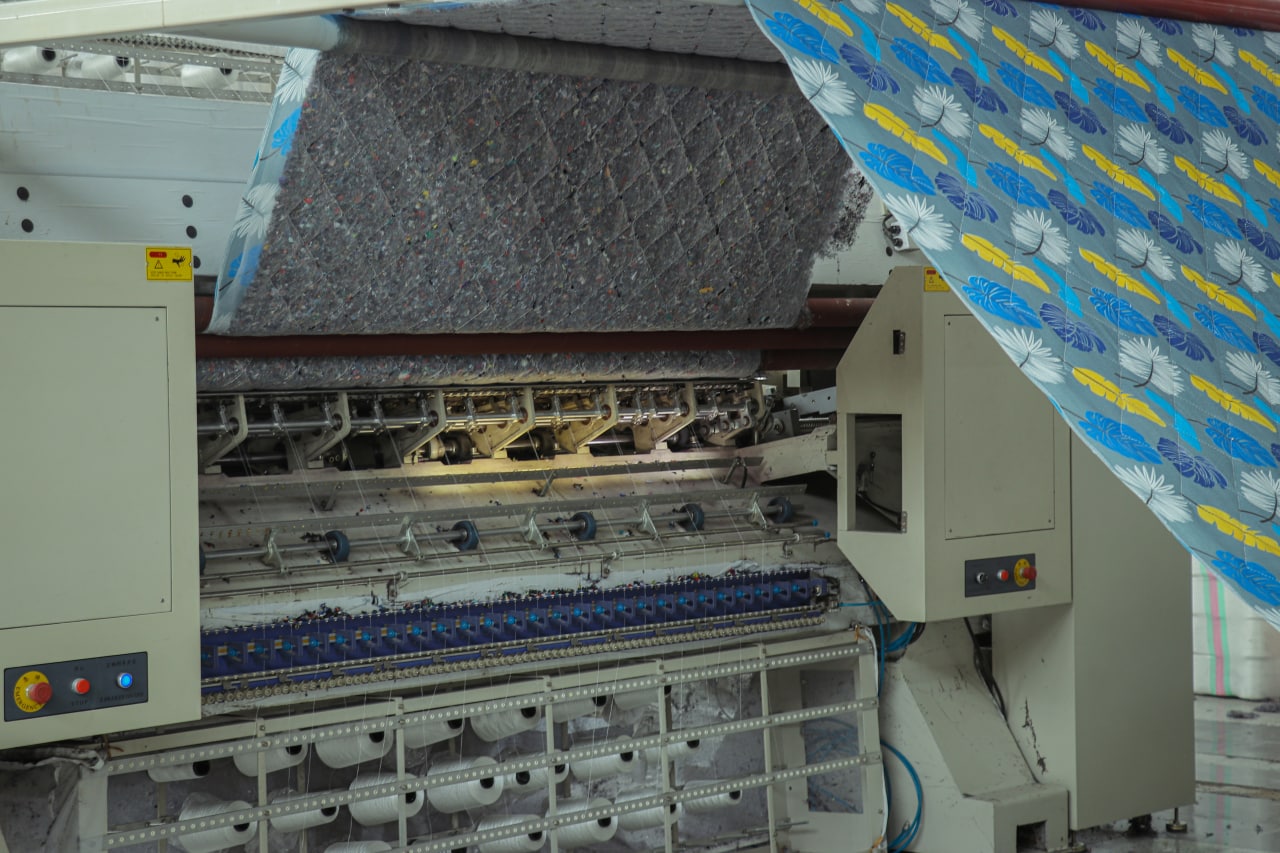 قیمت تشک مسافرتی یک نفره زیپ دار آکاردئونی