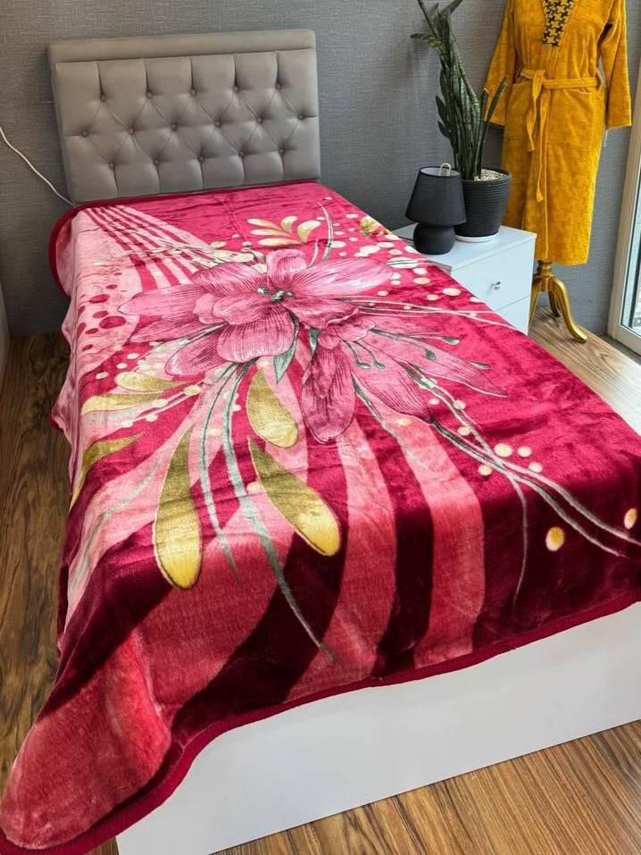 خرید پتو پروانه دو نفره گلدار قیمت مناسب